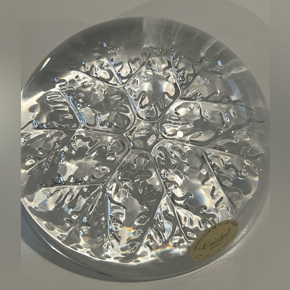 Vintage Avon CRISTAL France Snowflake Paperweight Lead Crystal - Picture 1 of 13